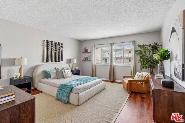 2002 4th Street 208, Santa Monica, CA 90405