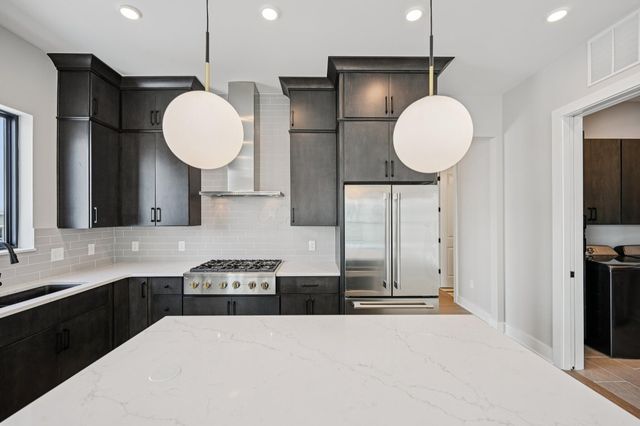 2842 Gunnison Drive, 401, Columbus, OH 43228