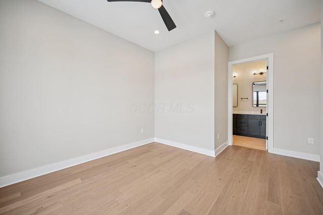 2842 Gunnison Drive, 401, Columbus, OH 43228
