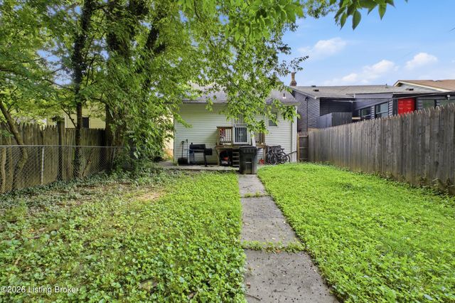105 S 43rd St, Louisville, KY 40212