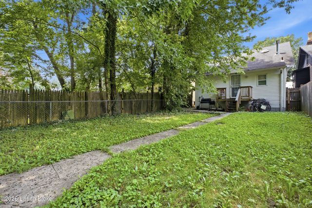 105 S 43rd St, Louisville, KY 40212