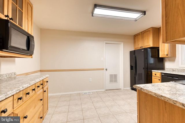 2274 DAIRY FARM RD, Gambrills, MD 21054