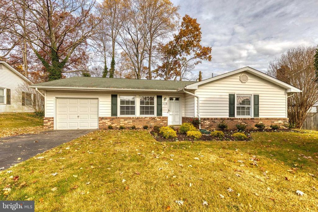 2274 DAIRY FARM RD, Gambrills, MD 21054