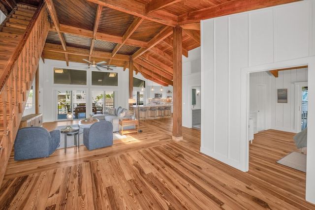 218 Bristol Court, Key Largo, FL 33070