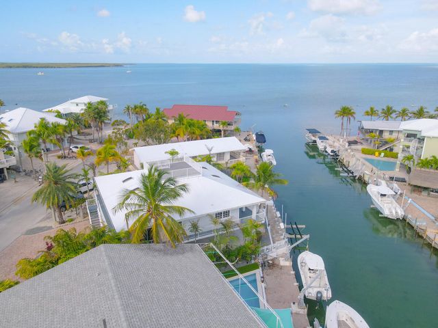 218 Bristol Court, Key Largo, FL 33070