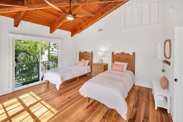 218 Bristol Court, Key Largo, FL 33070