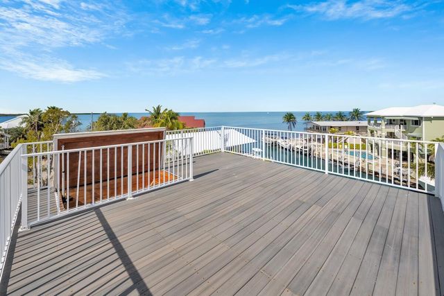 218 Bristol Court, Key Largo, FL 33070