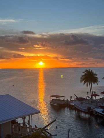 218 Bristol Court, Key Largo, FL 33070