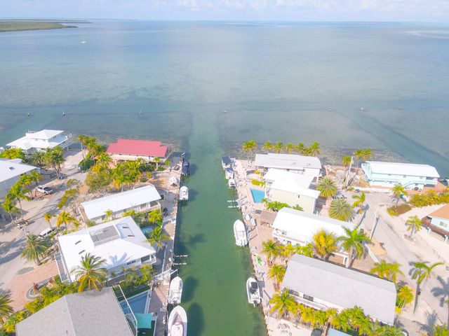 218 Bristol Court, Key Largo, FL 33070