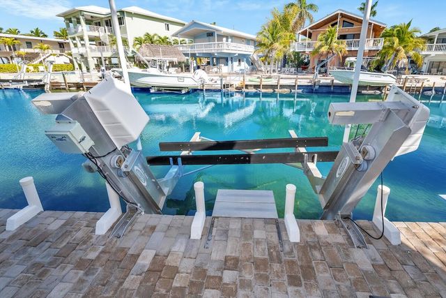 218 Bristol Court, Key Largo, FL 33070