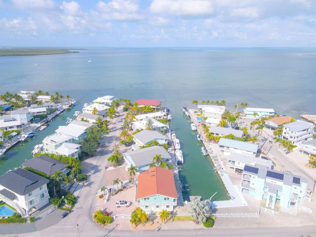218 Bristol Court, Key Largo, FL 33070