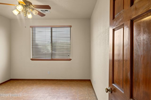 2355 Rincon De Amigos, Las Cruces, NM 88012