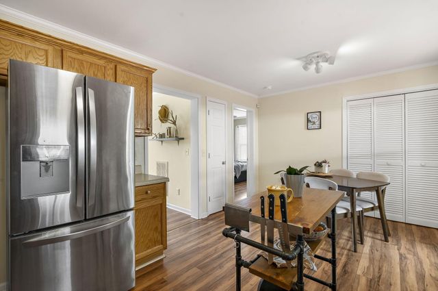916 Hillsboro Drive, Charleston, SC 29407