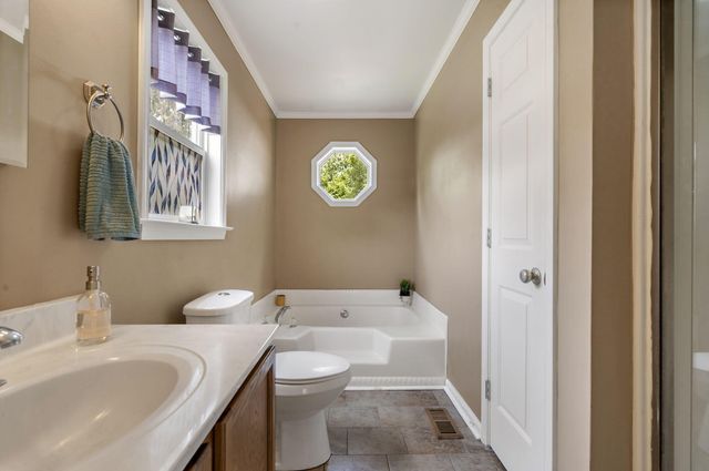 916 Hillsboro Drive, Charleston, SC 29407