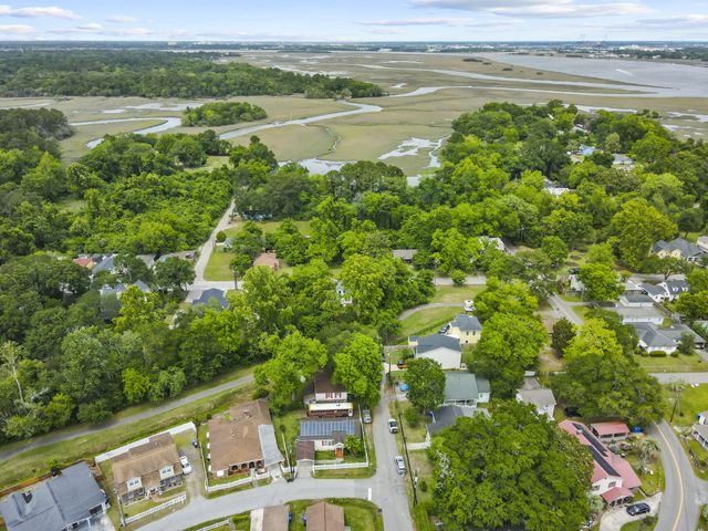 916 Hillsboro Drive, Charleston, SC 29407