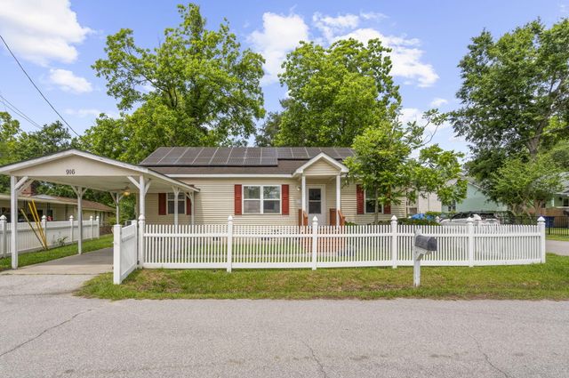 916 Hillsboro Drive, Charleston, SC 29407