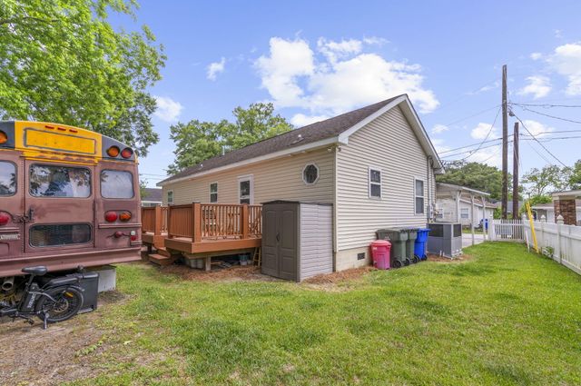 916 Hillsboro Drive, Charleston, SC 29407
