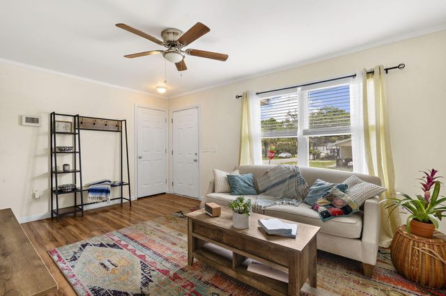 916 Hillsboro Drive, Charleston, SC 29407