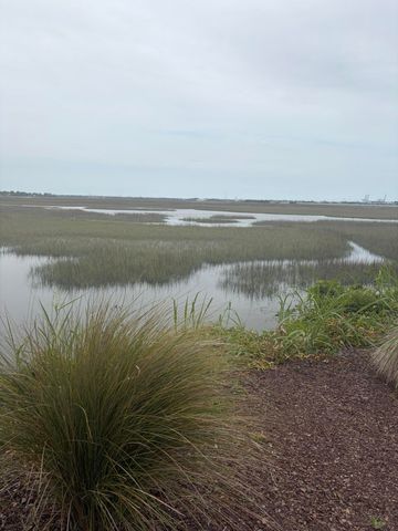 916 Hillsboro Drive, Charleston, SC 29407