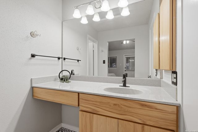 6339 Mary Jamison, Leon Valley, TX 78238