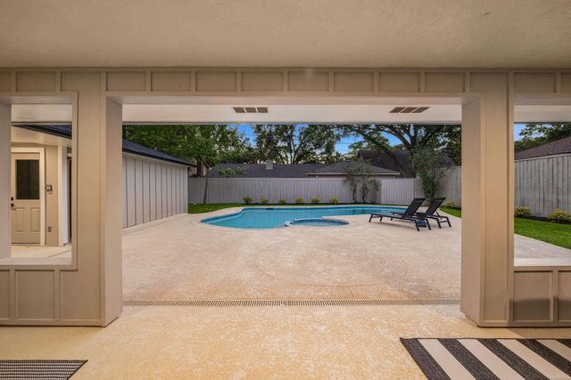 807 Pinesap Drive, Houston, TX 77079