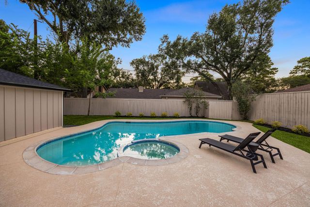 807 Pinesap Drive, Houston, TX 77079