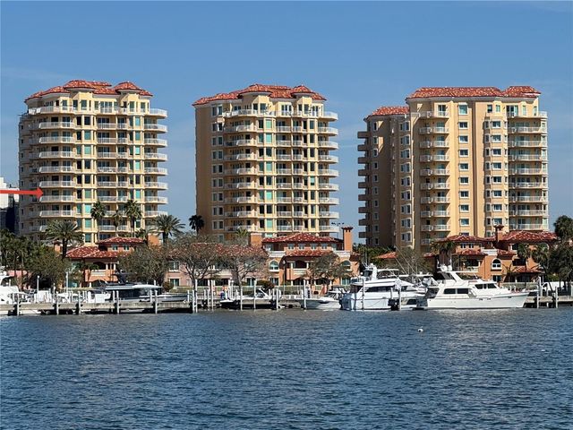 555 5TH AVENUE NE 711, St Petersburg, FL 33701
