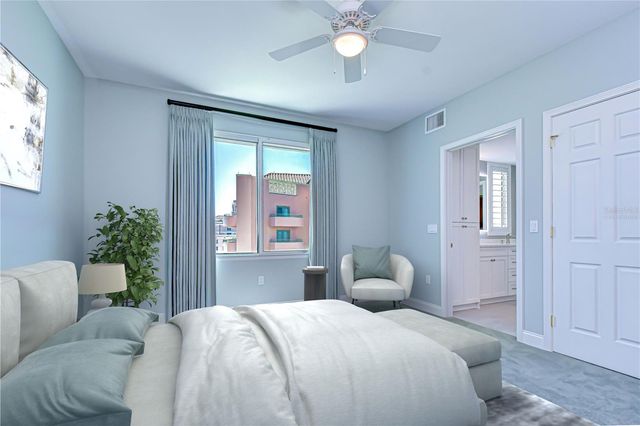 555 5TH AVENUE NE 711, St Petersburg, FL 33701