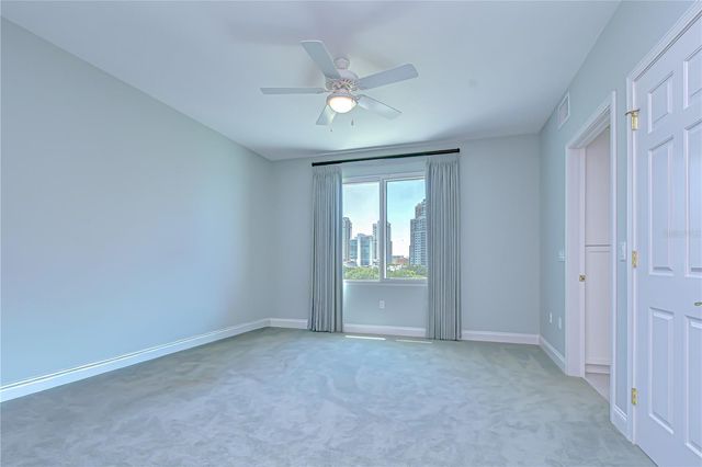 555 5TH AVENUE NE 711, St Petersburg, FL 33701