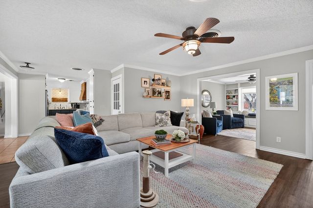 3317 Cimmaron Ave, Midland, TX 79707