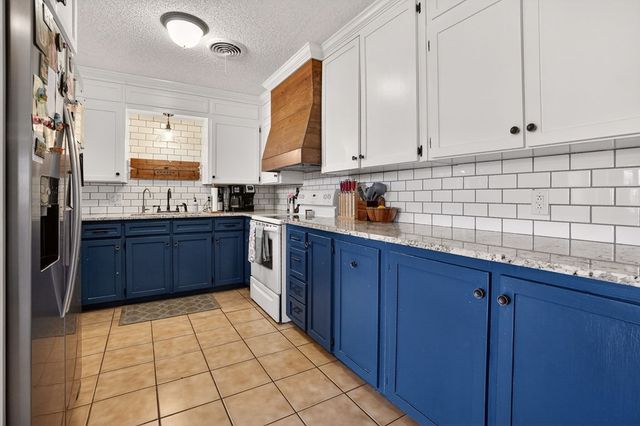 3317 Cimmaron Ave, Midland, TX 79707