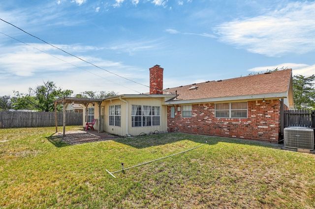 3317 Cimmaron Ave, Midland, TX 79707