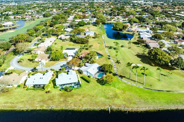 5722 Willow Creek Lane, Delray Beach, FL 33484