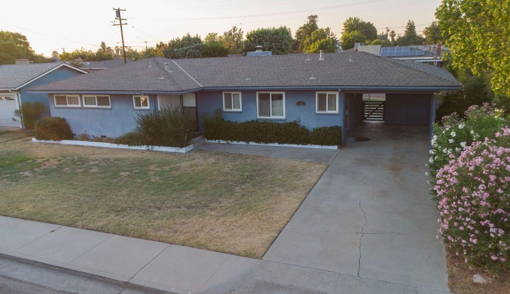 1330 Merced Street, Selma, CA 93662