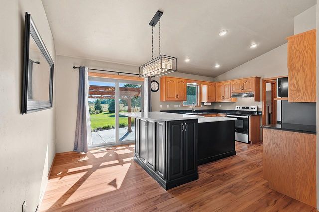 2832 BAY SETTLEMENT ROAD, Green Bay, WI 54311