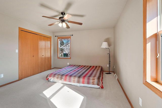 2832 BAY SETTLEMENT ROAD, Green Bay, WI 54311