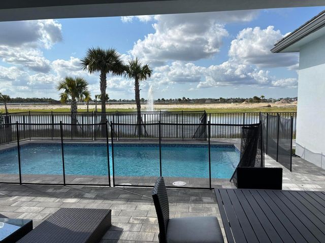 9937 Migration Point, Palm Beach Gardens, FL 33412