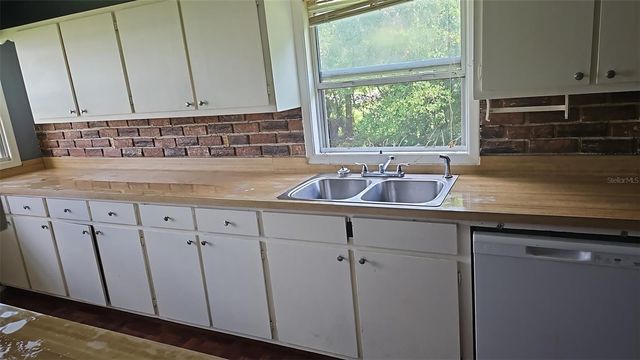 204 DAVIDSON AVENUE, Inverness, FL 34450
