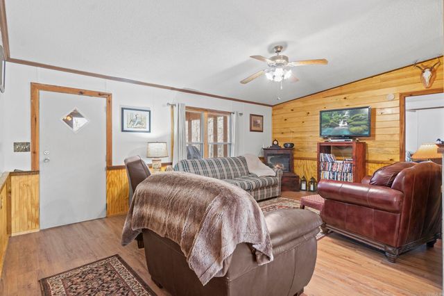 134 George Cypert, Searcy, AR 72143