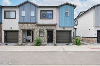 2837 W EAGLE TALON Road, Phoenix, AZ 85085