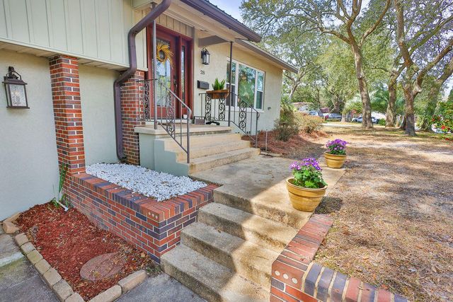28 SE Anastasia Drive, Fort Walton Beach, FL 32548