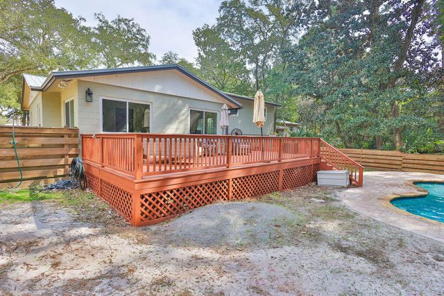 28 SE Anastasia Drive, Fort Walton Beach, FL 32548
