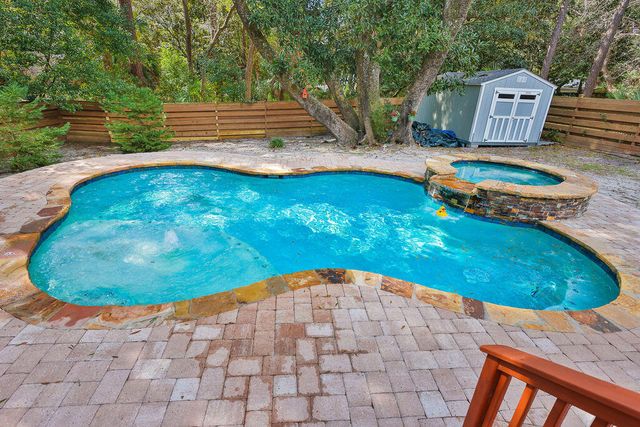 28 SE Anastasia Drive, Fort Walton Beach, FL 32548