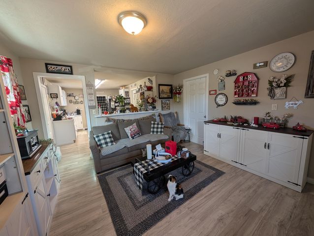 1944 Gary Street, Klamath Falls, OR 97603