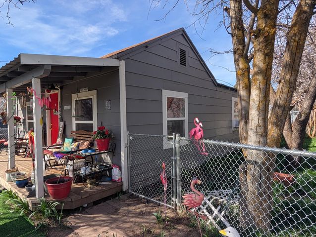 1944 Gary Street, Klamath Falls, OR 97603