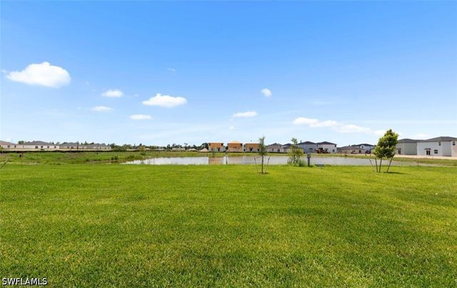 4106 Lattuca LN, North Fort Myers, FL 33917