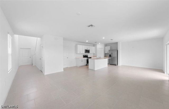 4106 Lattuca LN, North Fort Myers, FL 33917