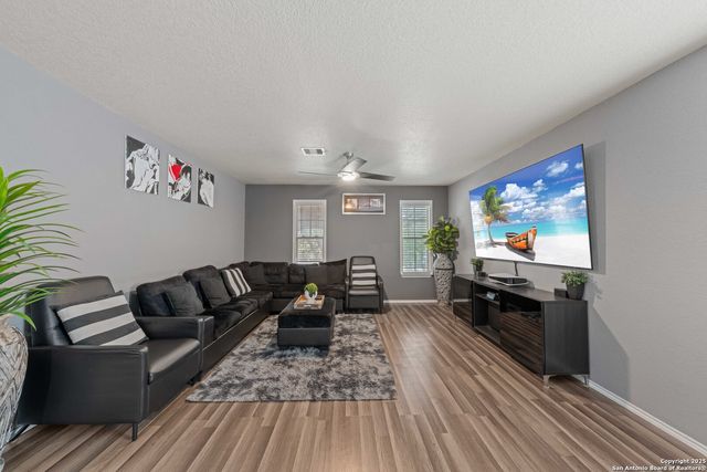 12903 thomas sumter, San Antonio, TX 78233