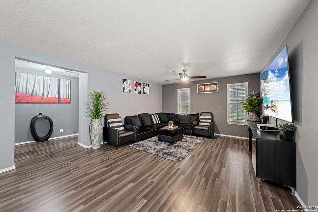 12903 thomas sumter, San Antonio, TX 78233