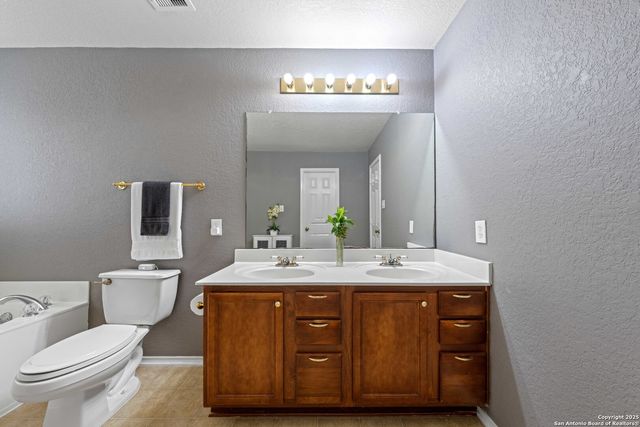 12903 thomas sumter, San Antonio, TX 78233